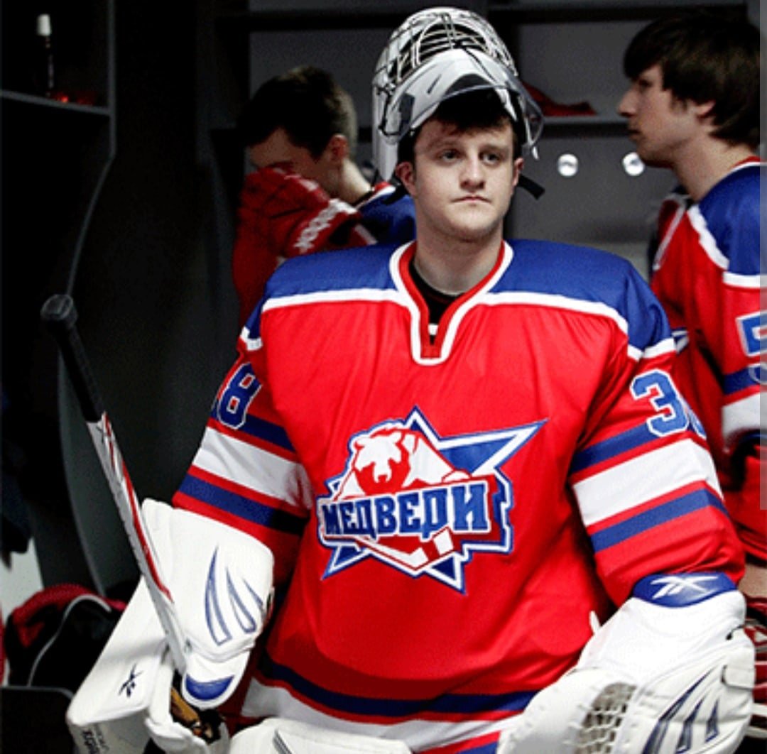 Семен Бакин Молодежка актер