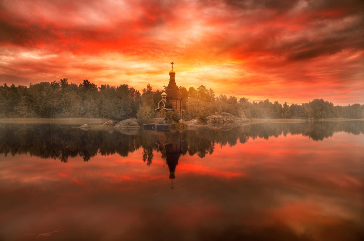 Никольская Церковь, Владимир на закате