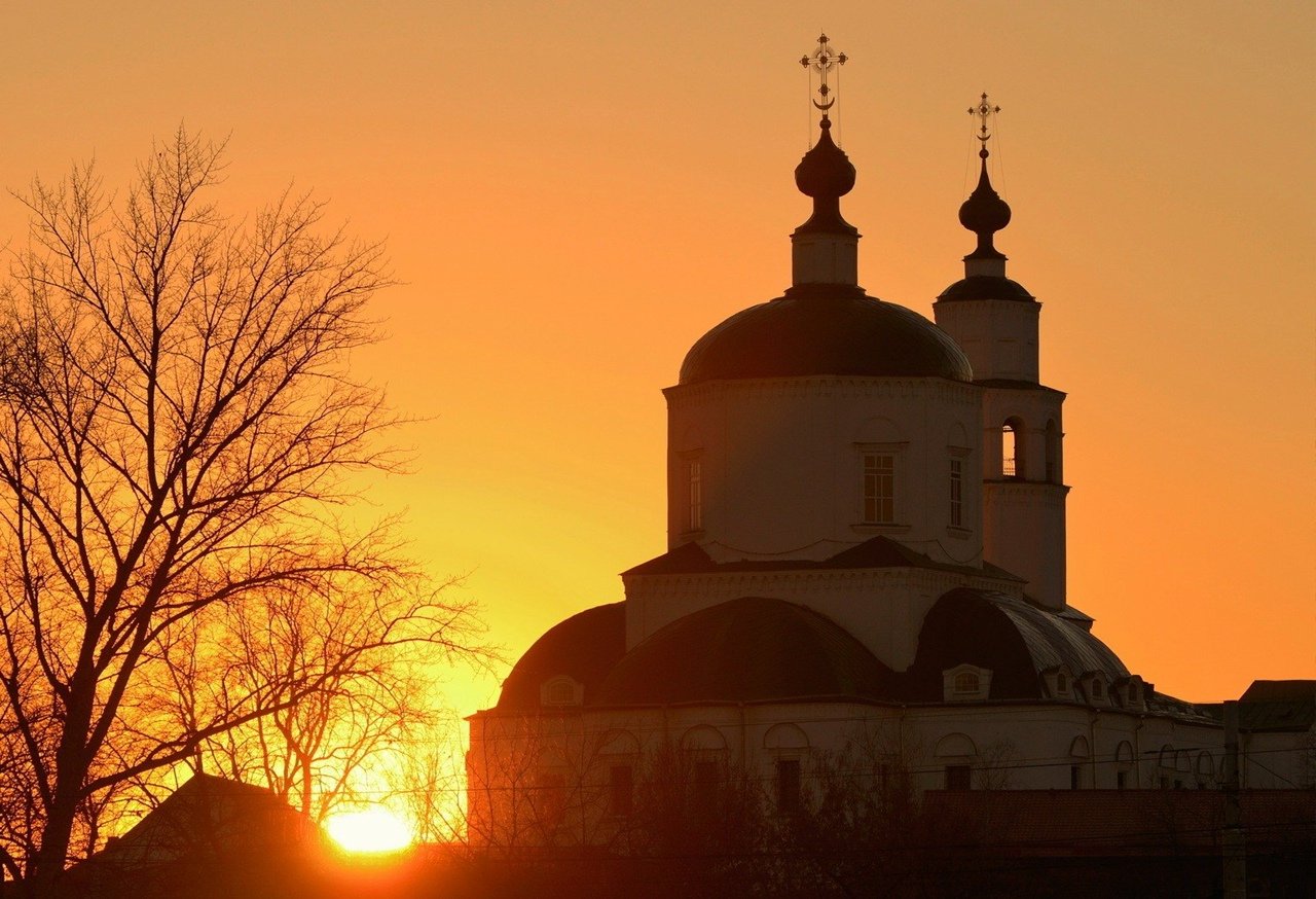 Никольская Церковь, Владимир на закате