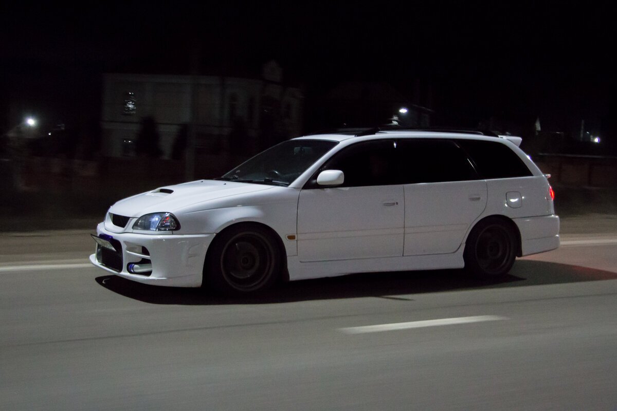 Toyota Caldina стенс