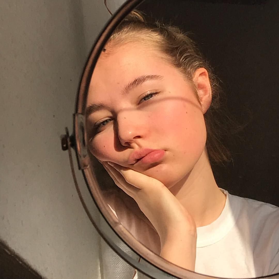 Эстетические селфи девушек