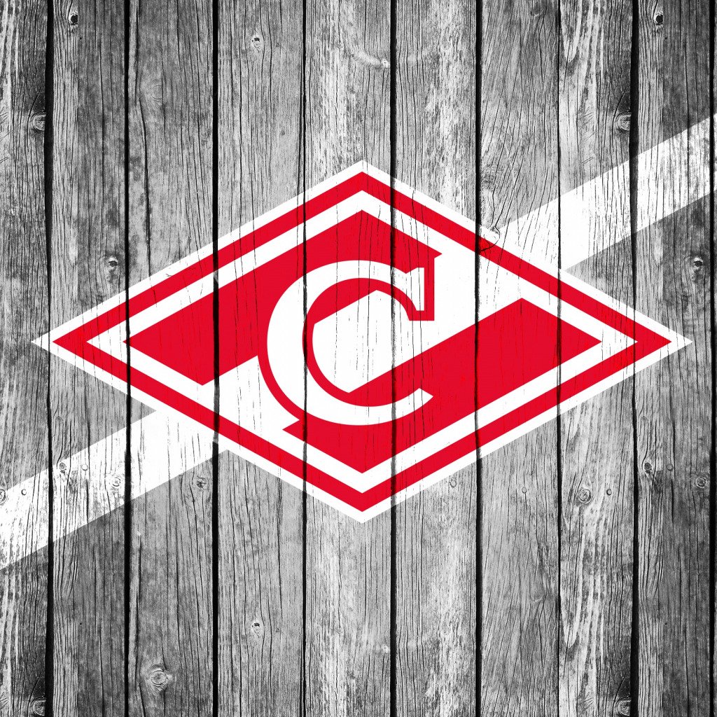 Красный ромб на белом фоне