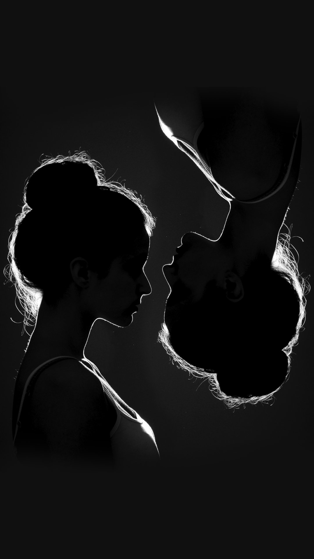 Силуэт лица мужчины и женщины