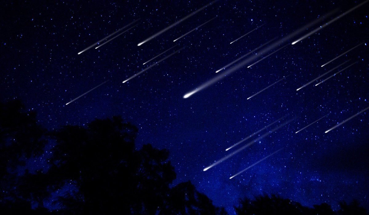 Метеоритный дождь обои на телефон