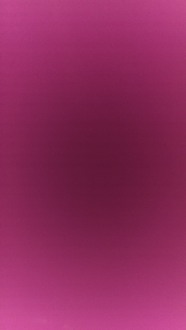 Тёмно розовый