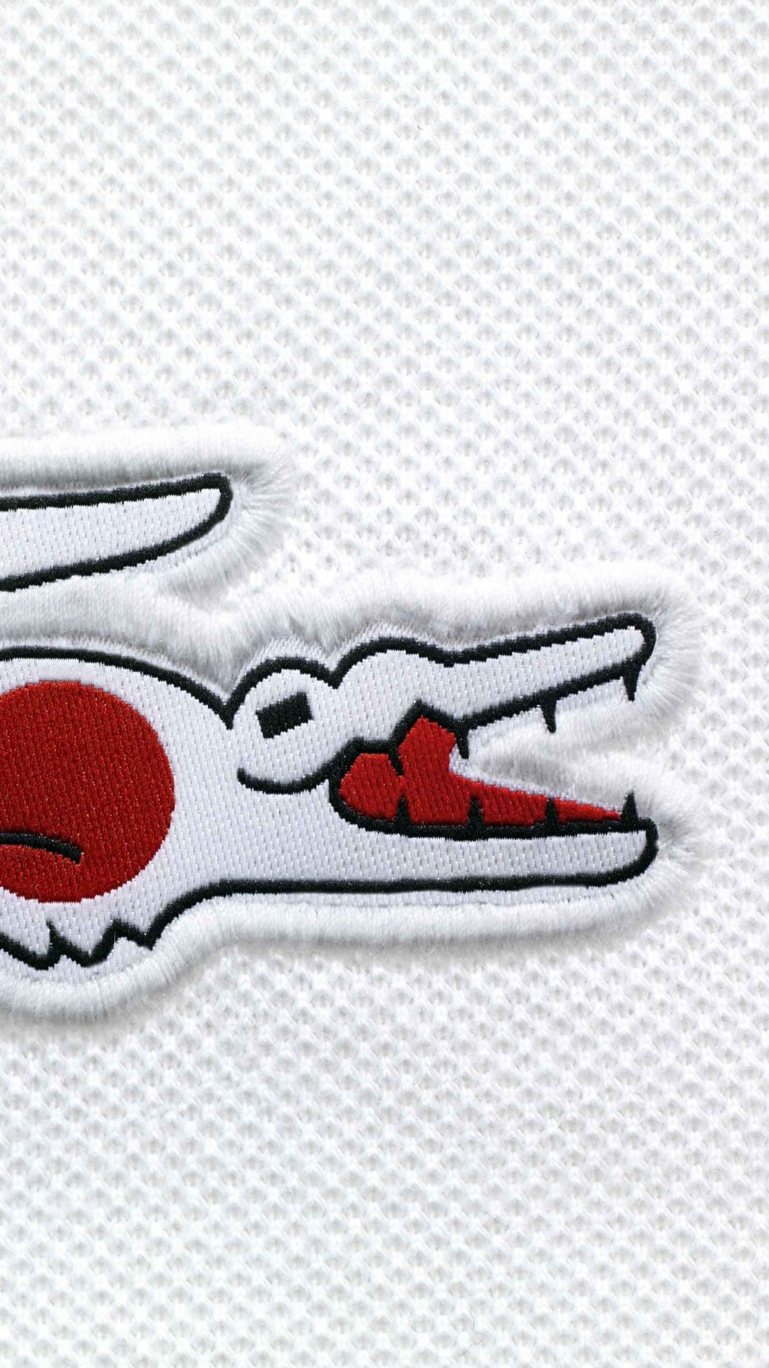 Лакосте на черном фоне