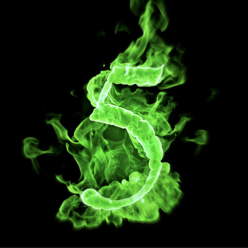 Огненные цифры на черном фоне