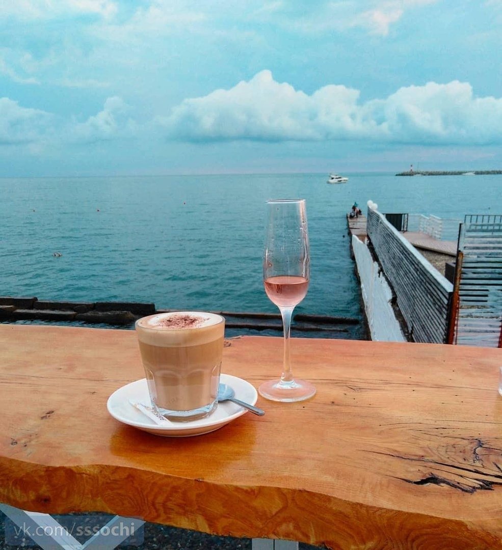 Утреннее море