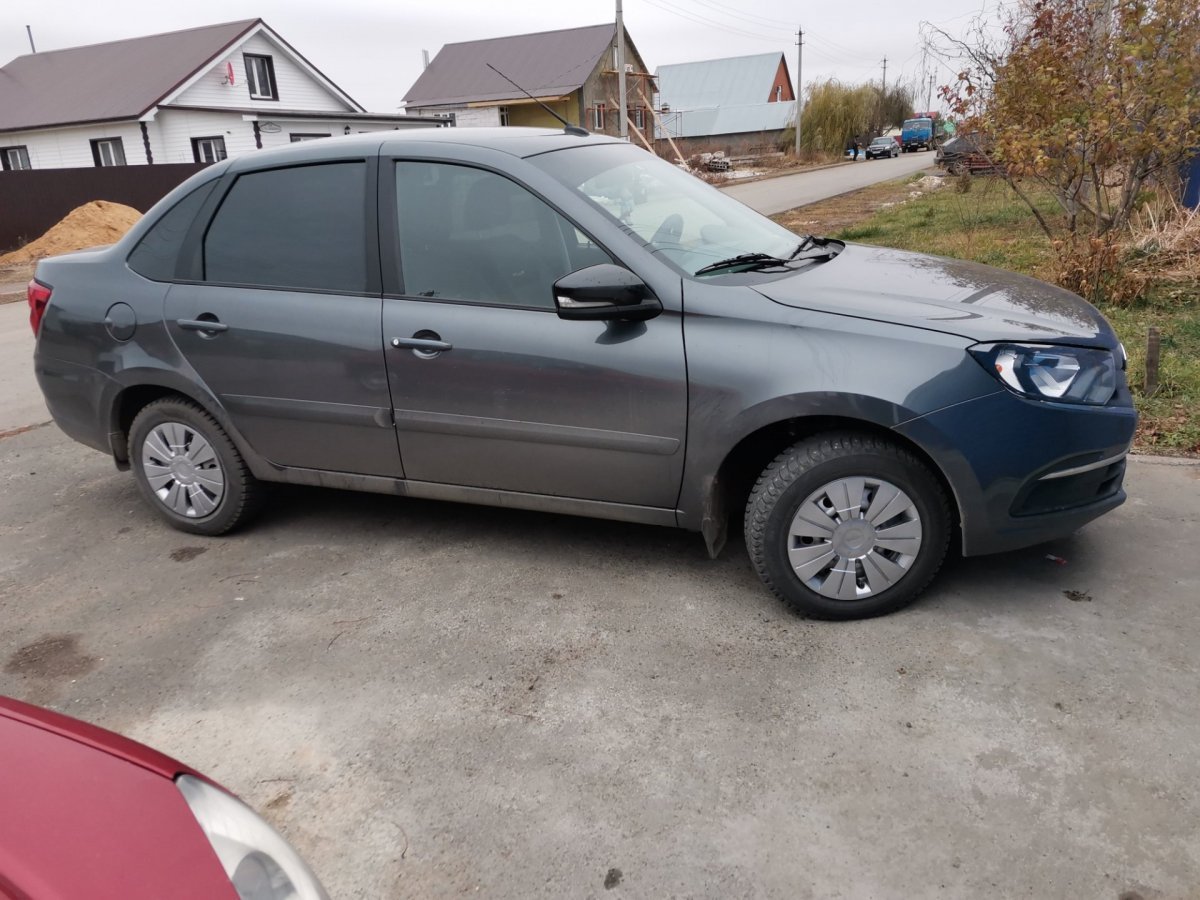 Гранта фл Барнео седан