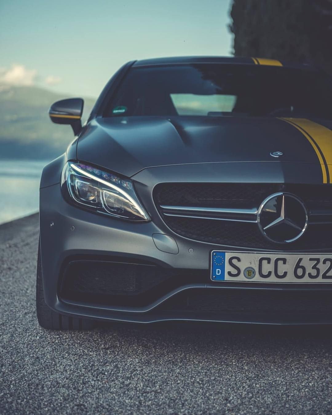 Мерседес АМГ на айфон