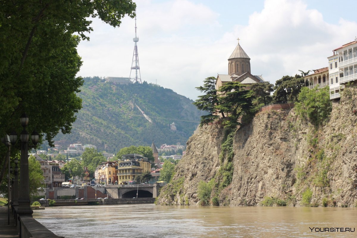 Кутаиси город в Грузии