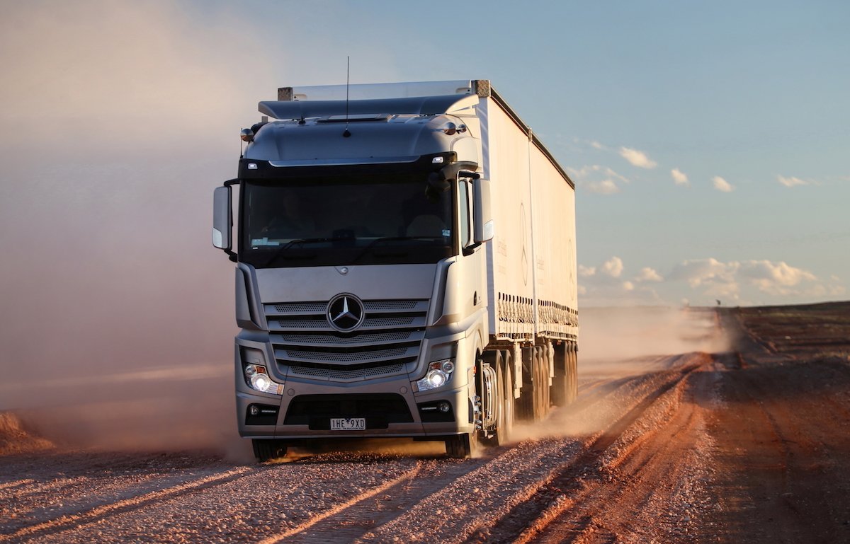 Mercedes Benz грузовой