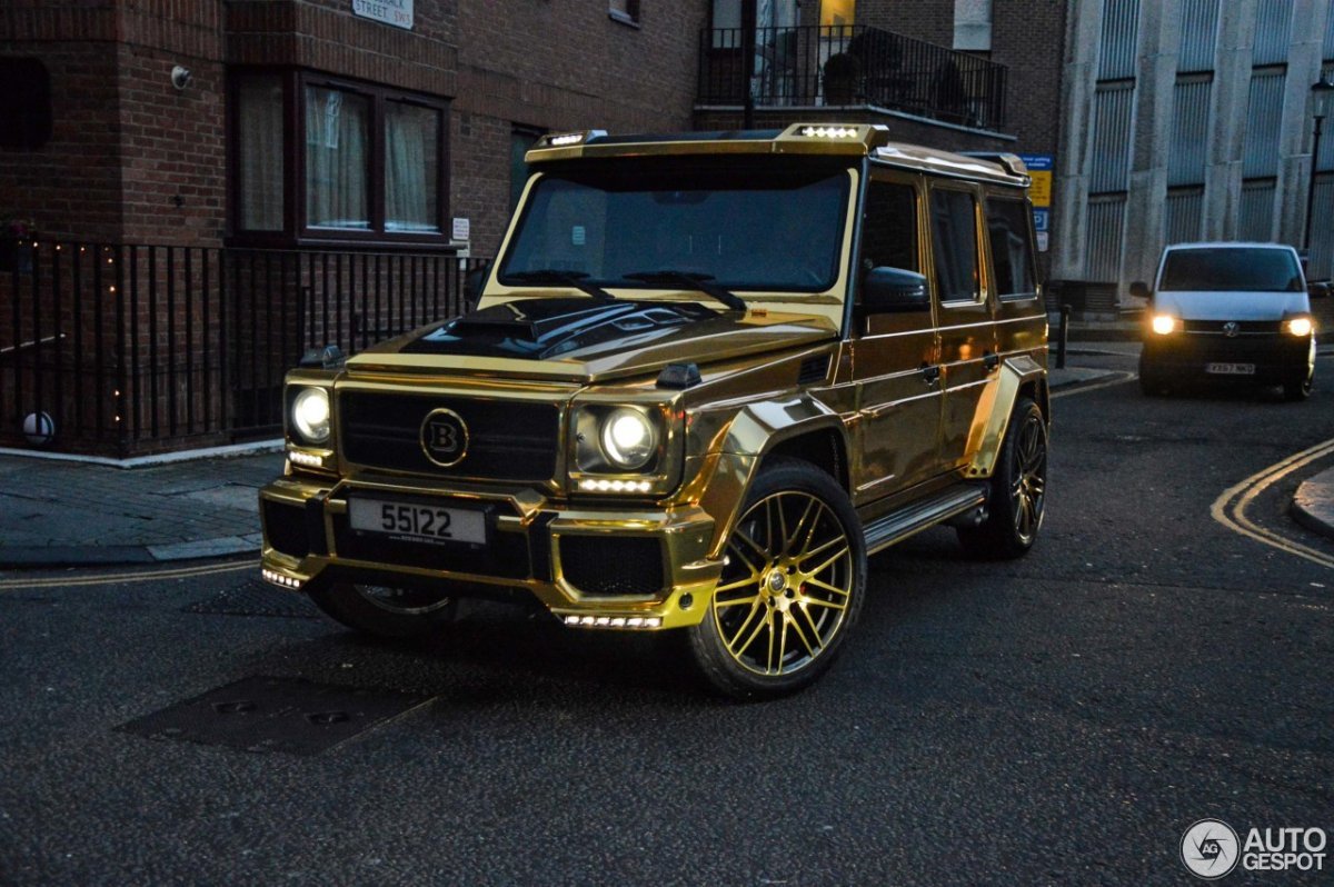 Золотой Mercedes-AMG g63