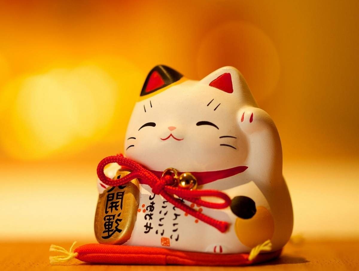 Заставка на телефон с Манэки нэко