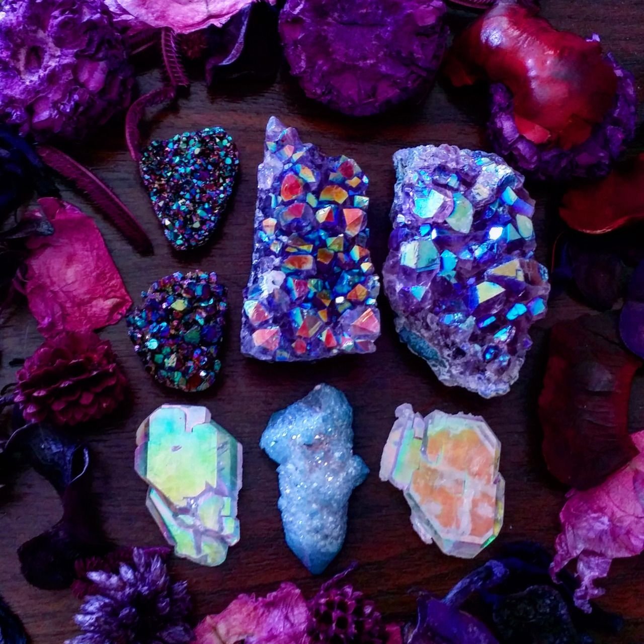 Картинки самоцветов. Минералы и Самоцветы | Зимина 2001. Самоцветы минералы Кристалл. Красивые природные камни. Коллекция красивых камней.