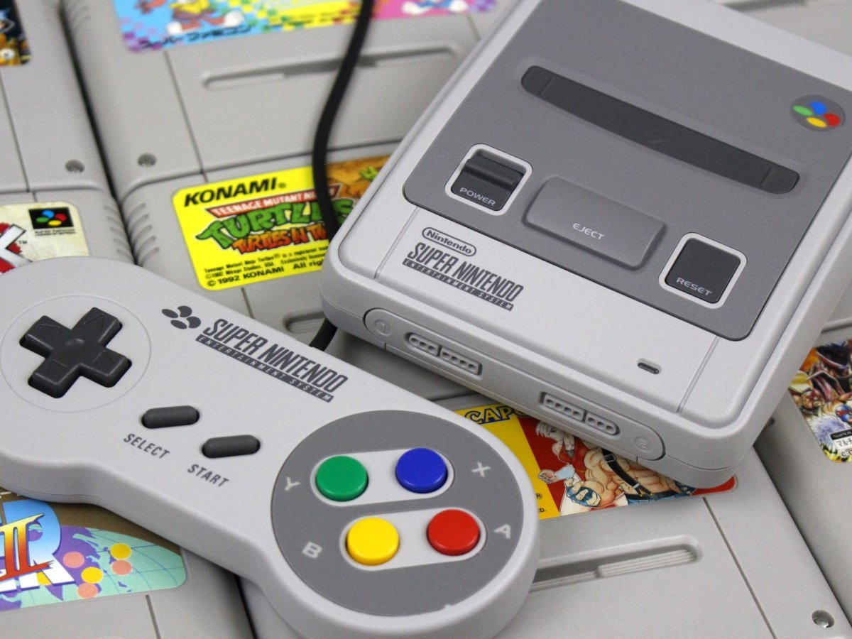 Игровая приставка супер Нинтендо