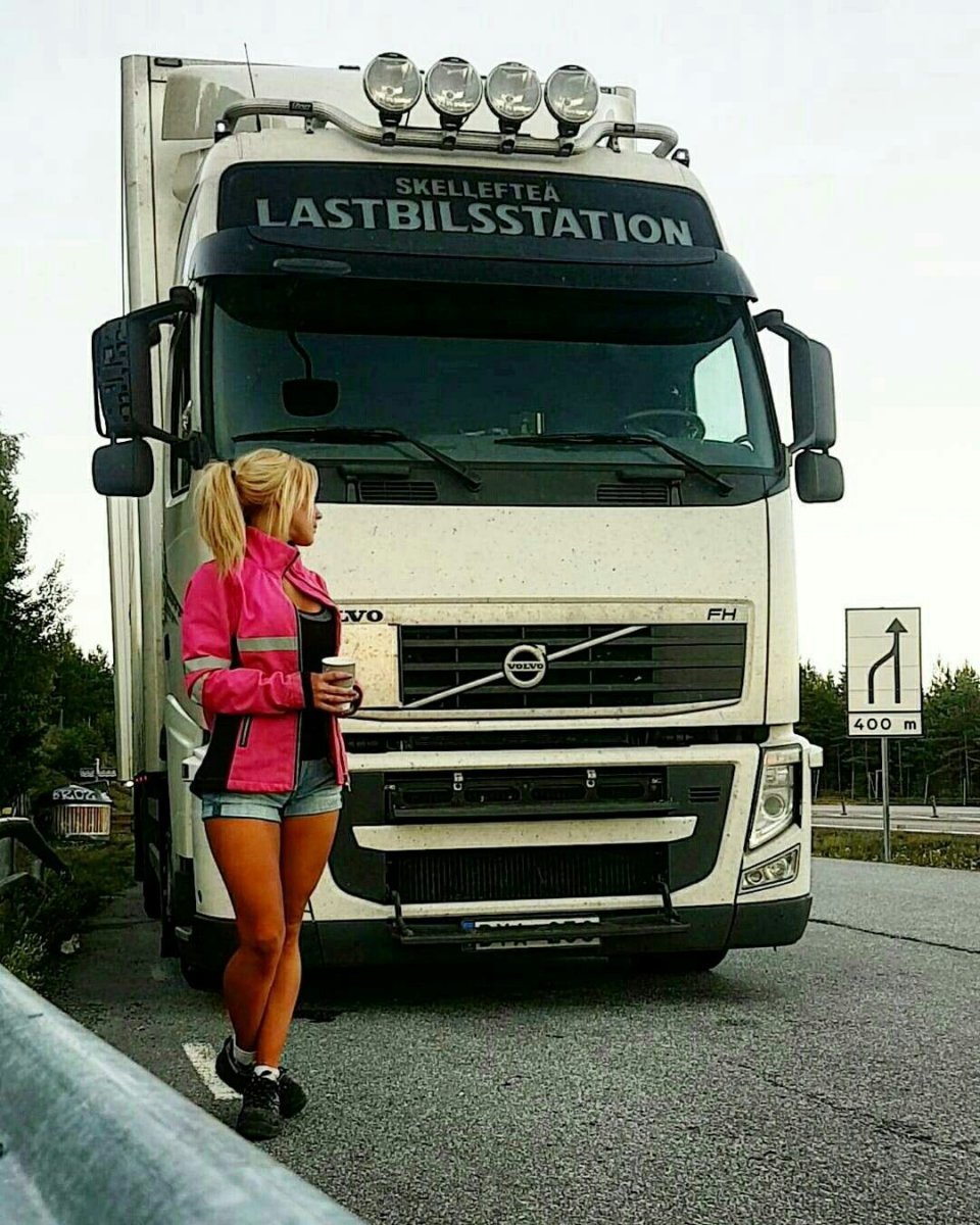 Обои на рабочий стол фуры