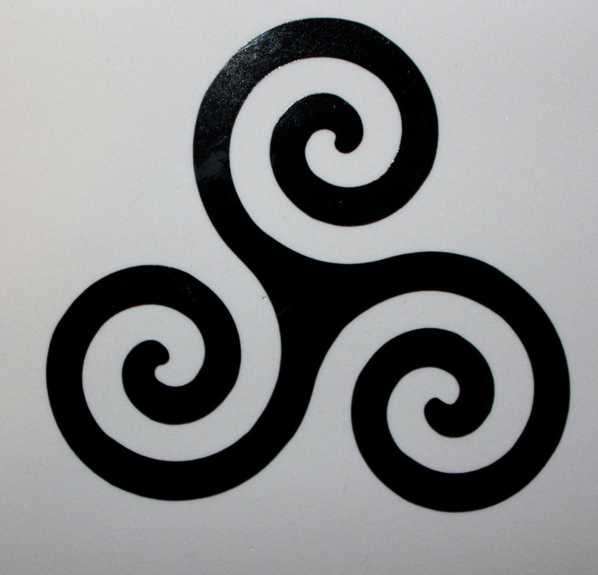 Трискель (Трискелион