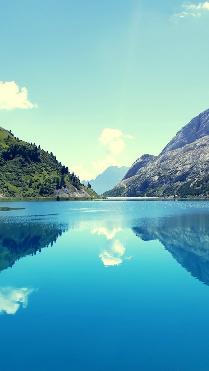 Сине зеленое море