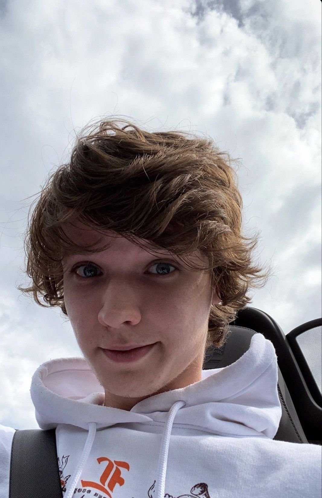 Лололошка и фледжекей