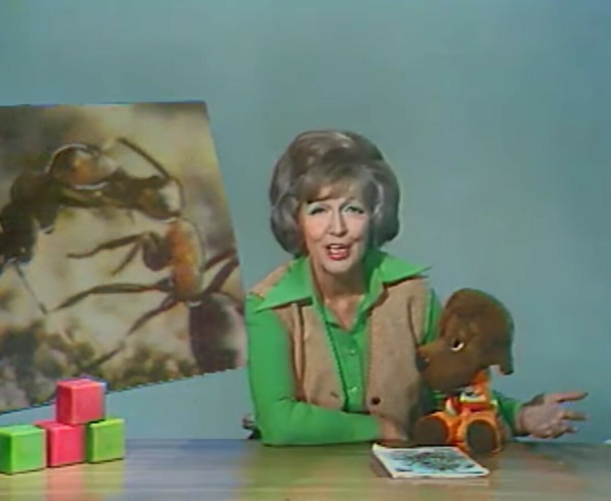 Тётя Валя спокойной ночи малыши