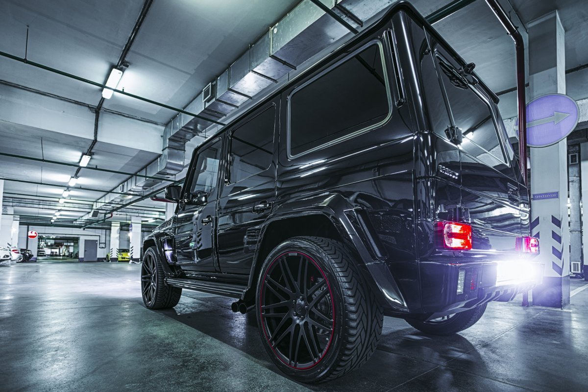 Mercedes-Benz g700