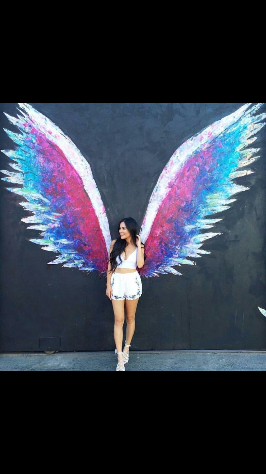 Самые красивые девушки с крыльями
