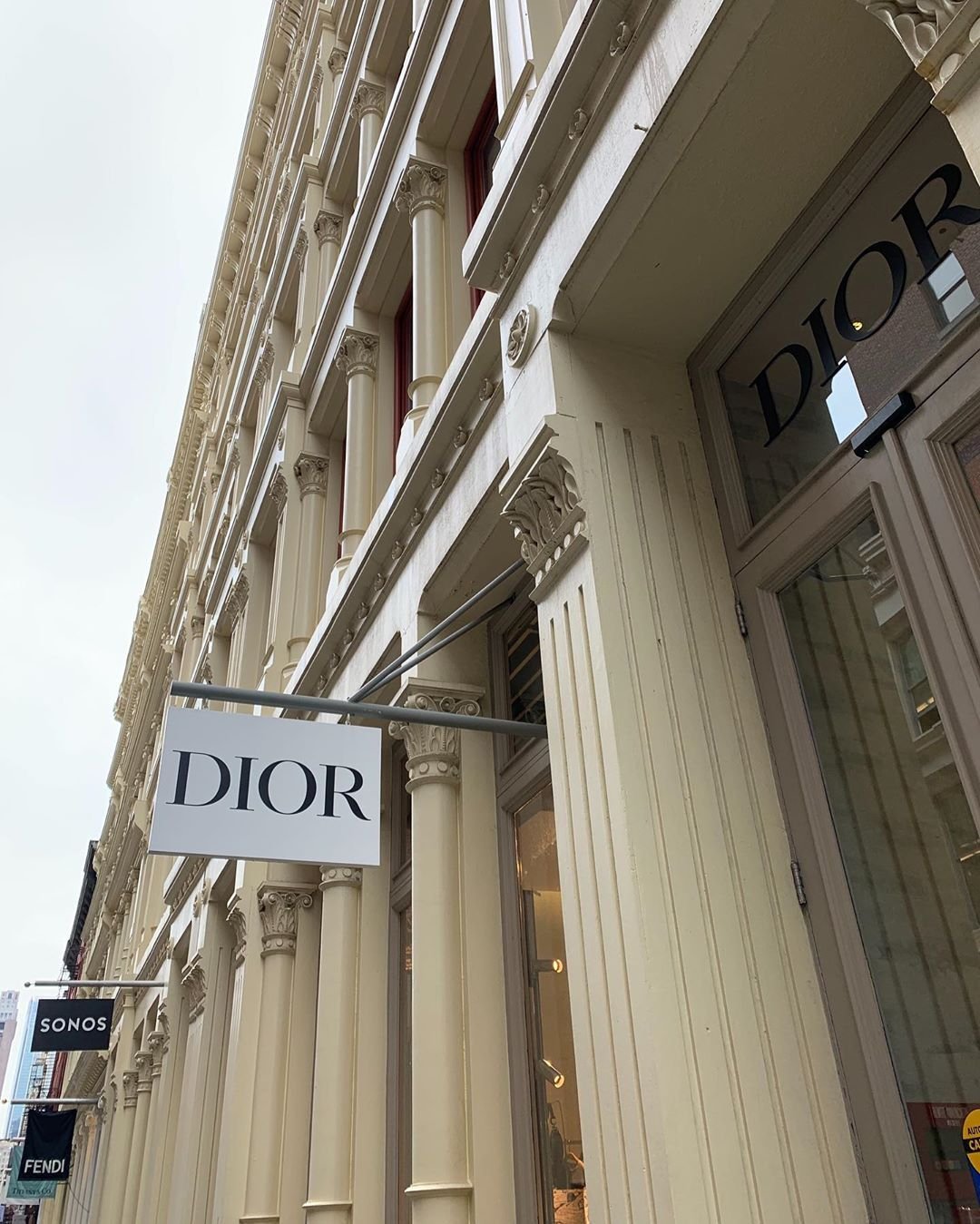 Диор обои эстетика