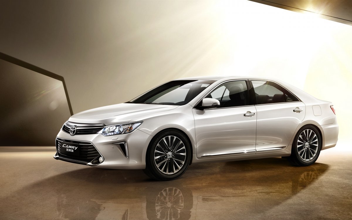 Toyota Camry v55 2016