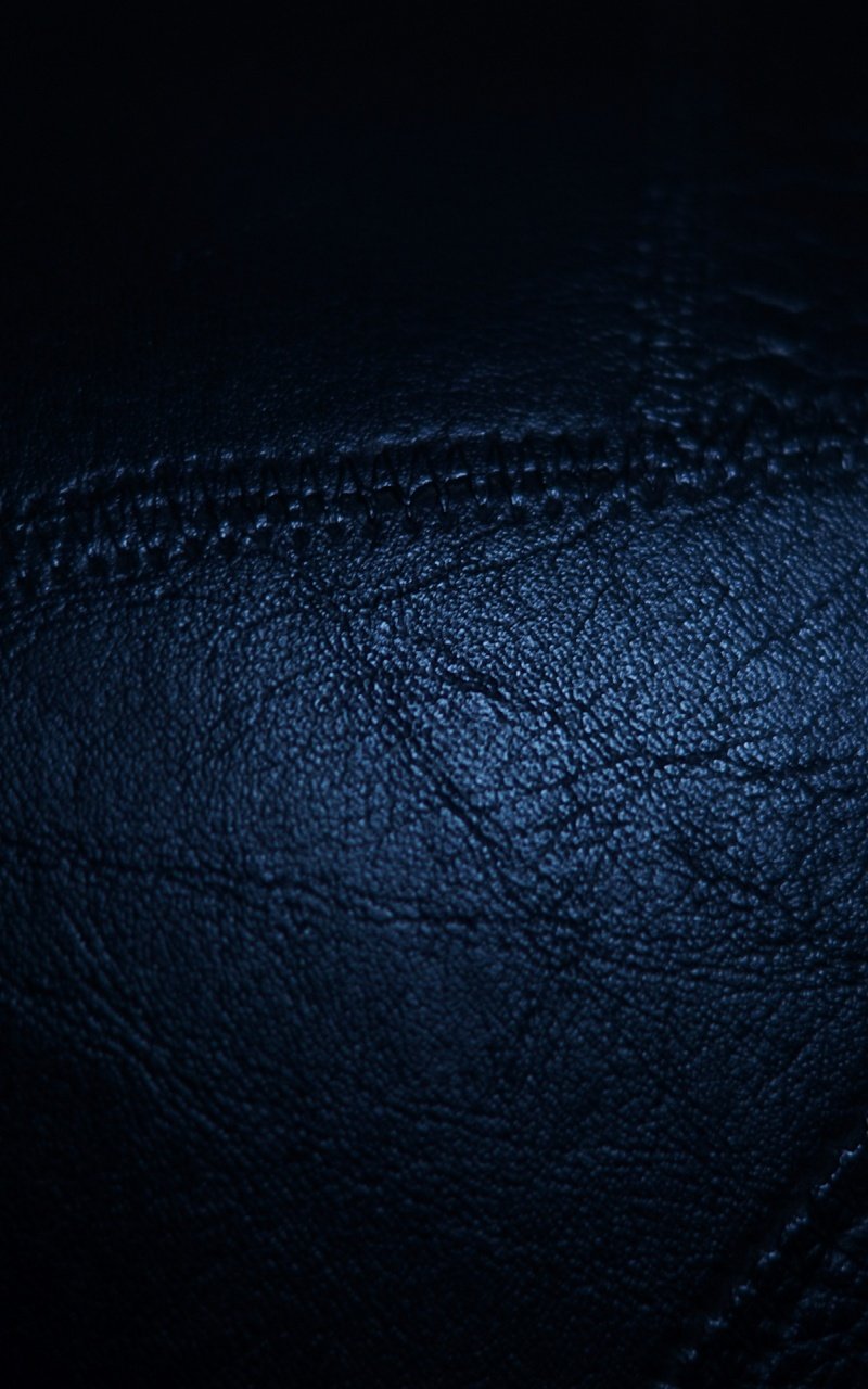 Черная кожа