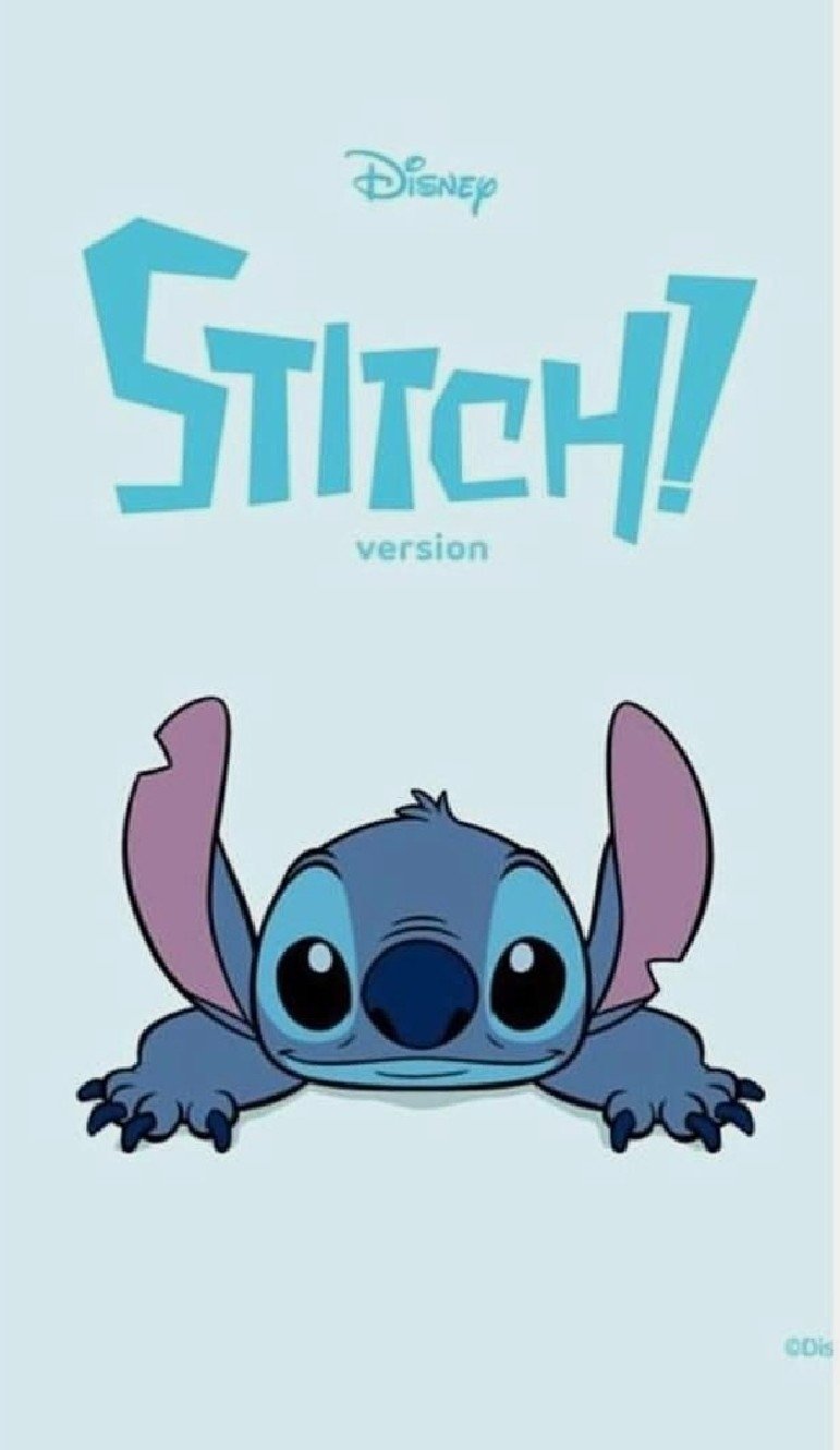 Стич на чёрном фоне