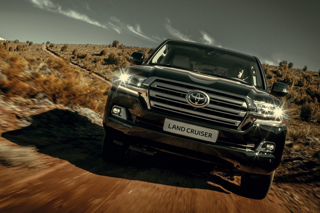 Toyota Land Cruiser j200 2017