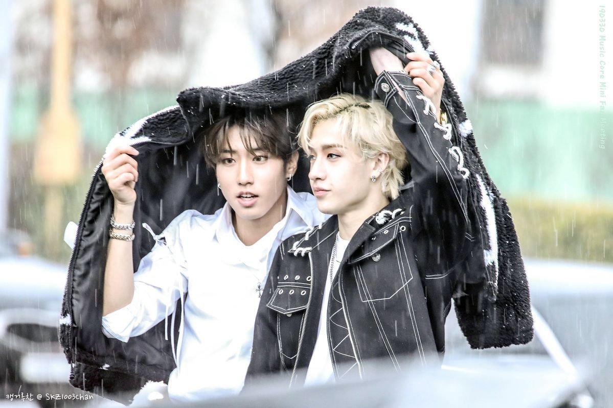 Stray Kids Yellow Wood