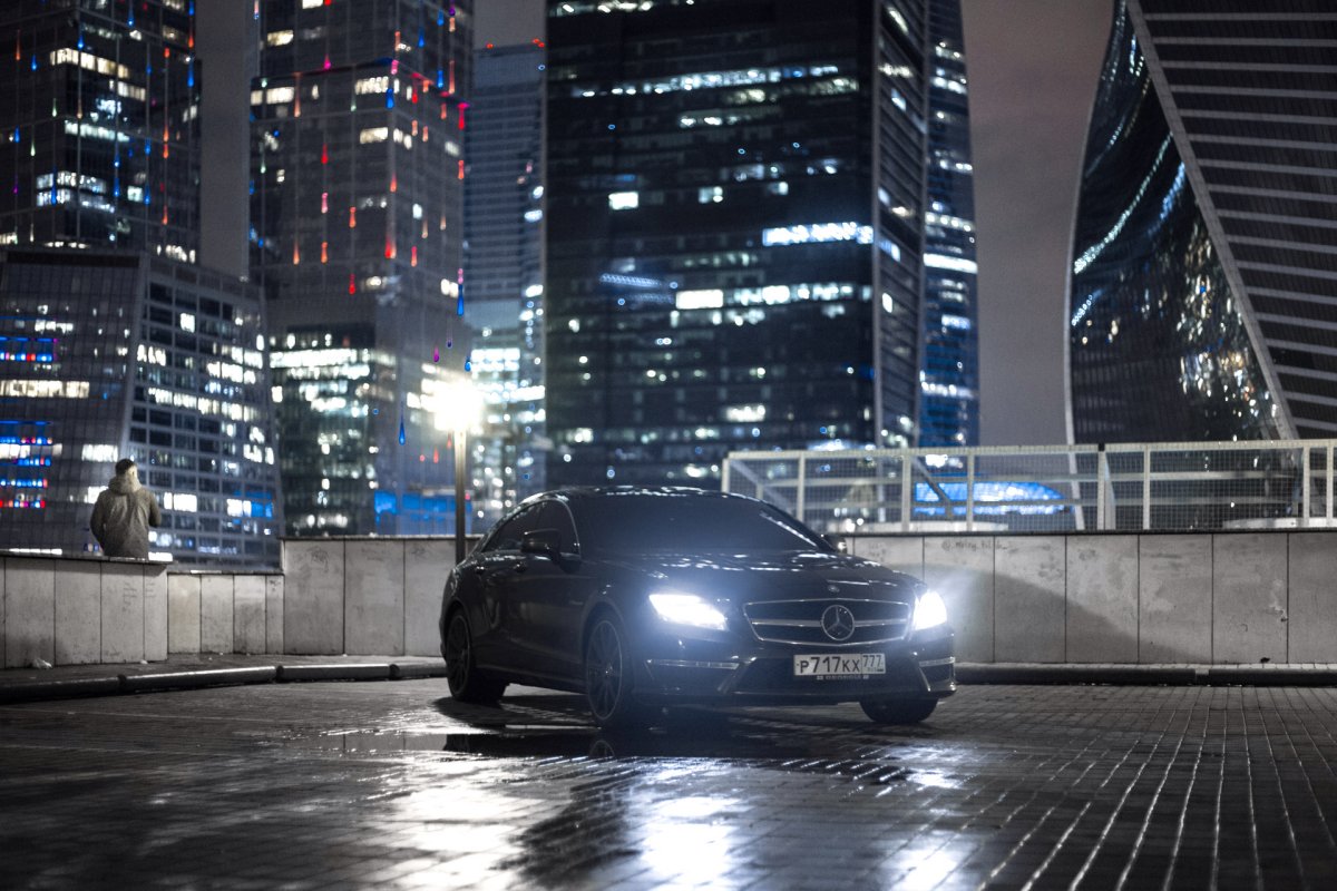 Машина ночью