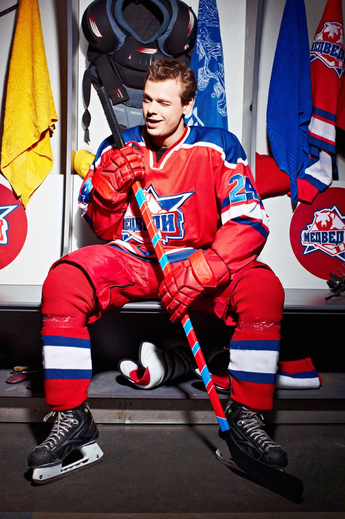 Костров Молодежка взрослая жизнь