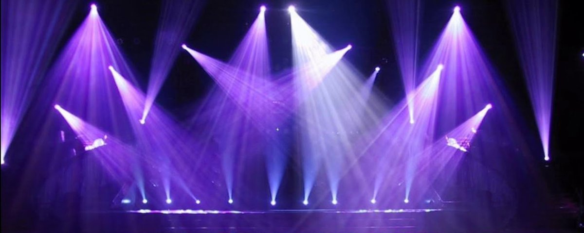 Свет на сцене