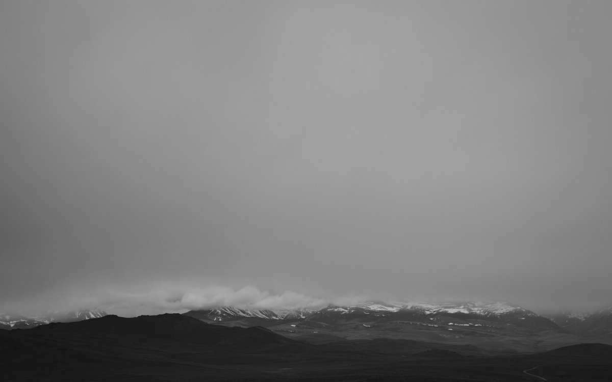 Серый Минимализм