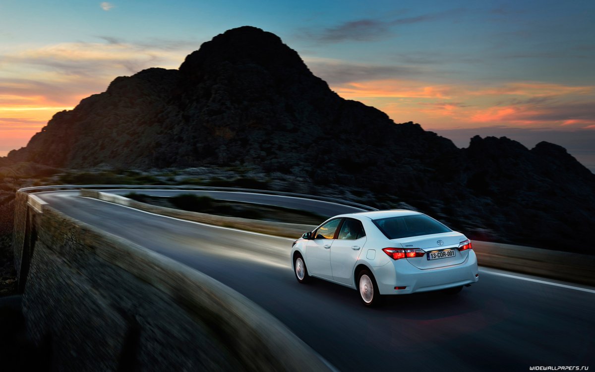 Тойота Королла