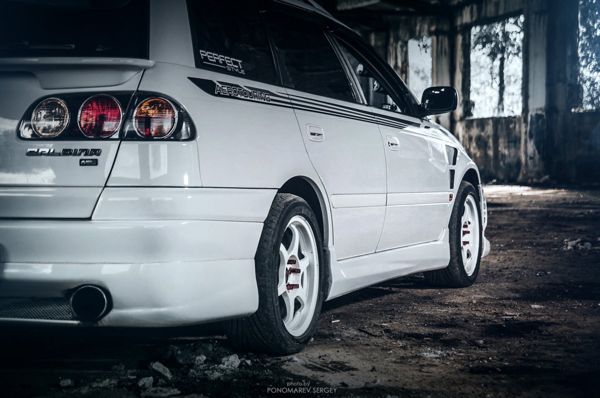 Тойота Калдина обои