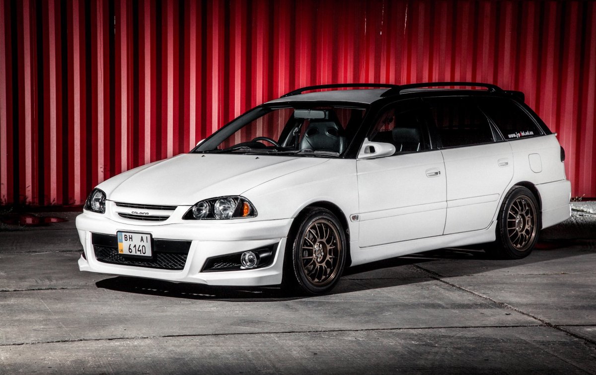 Toyota Caldina gt-t 2002