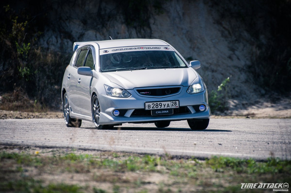Toyota Caldina gt-t 2003