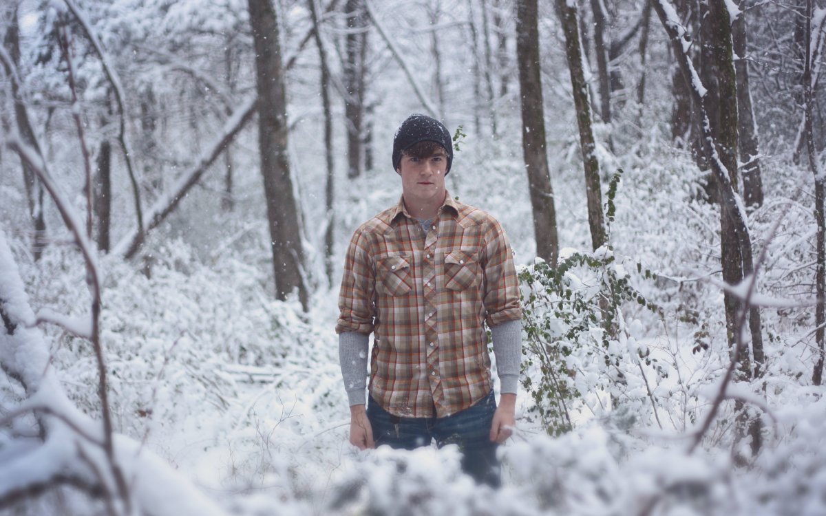 Зимняя фотосессия мужчина