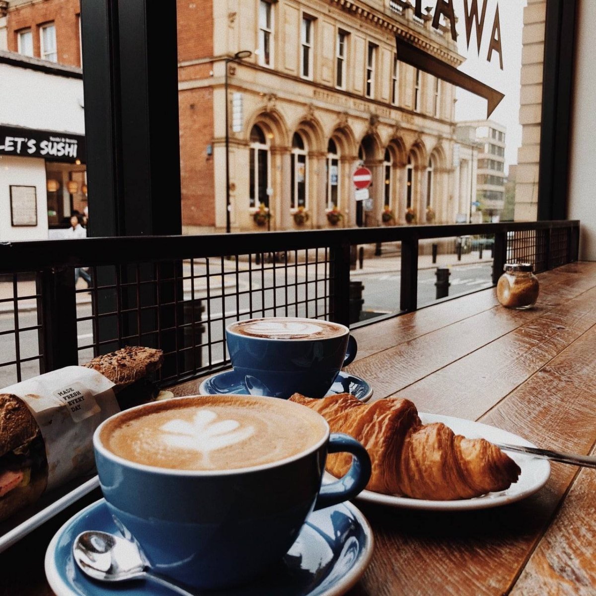 Кофе в кафе