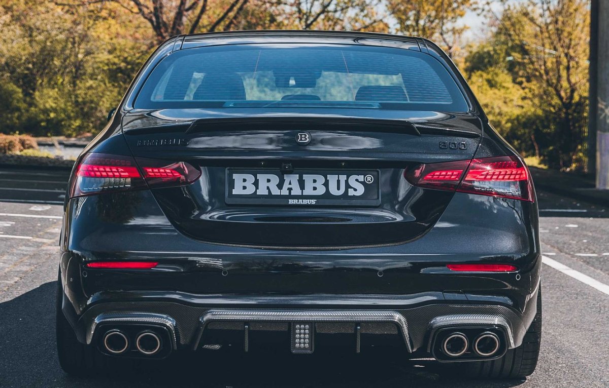 Mercedes Benz c63 AMG Coupe Brabus