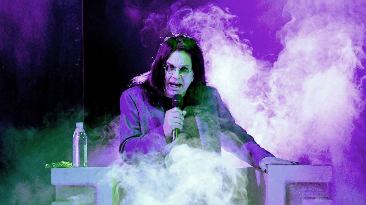 Оззи Осборн и пост Мэлоун