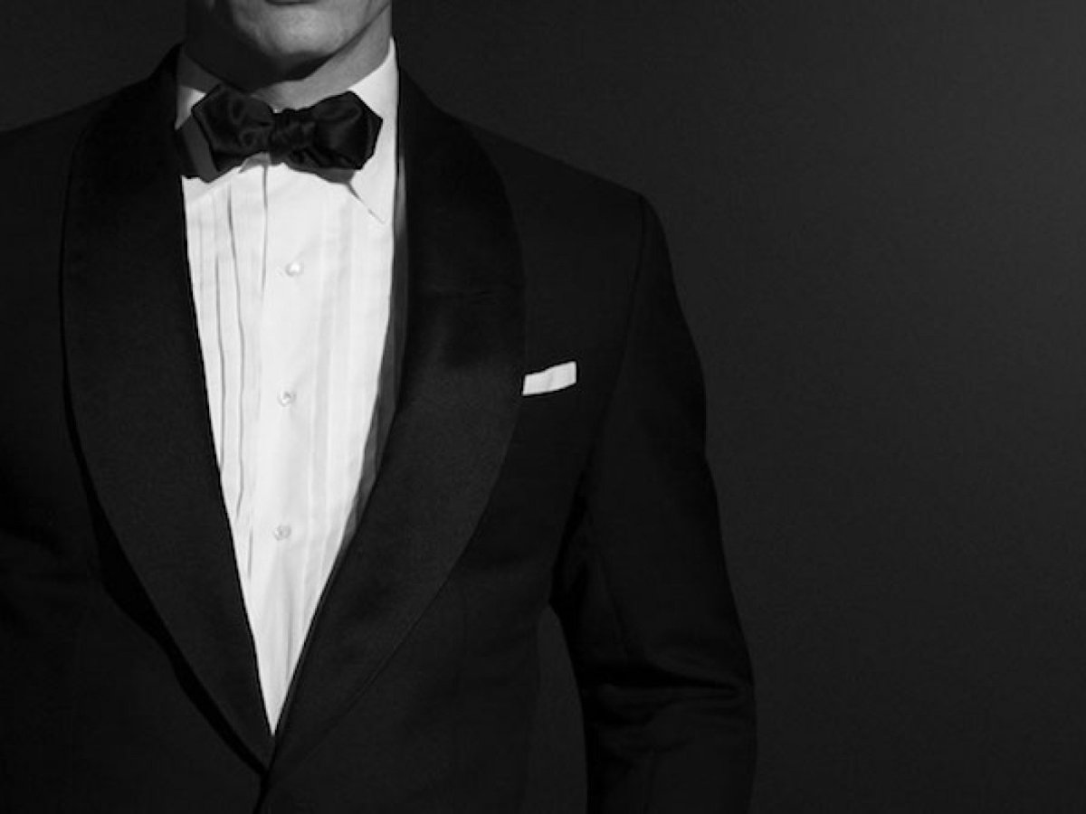 Человек в смокинге