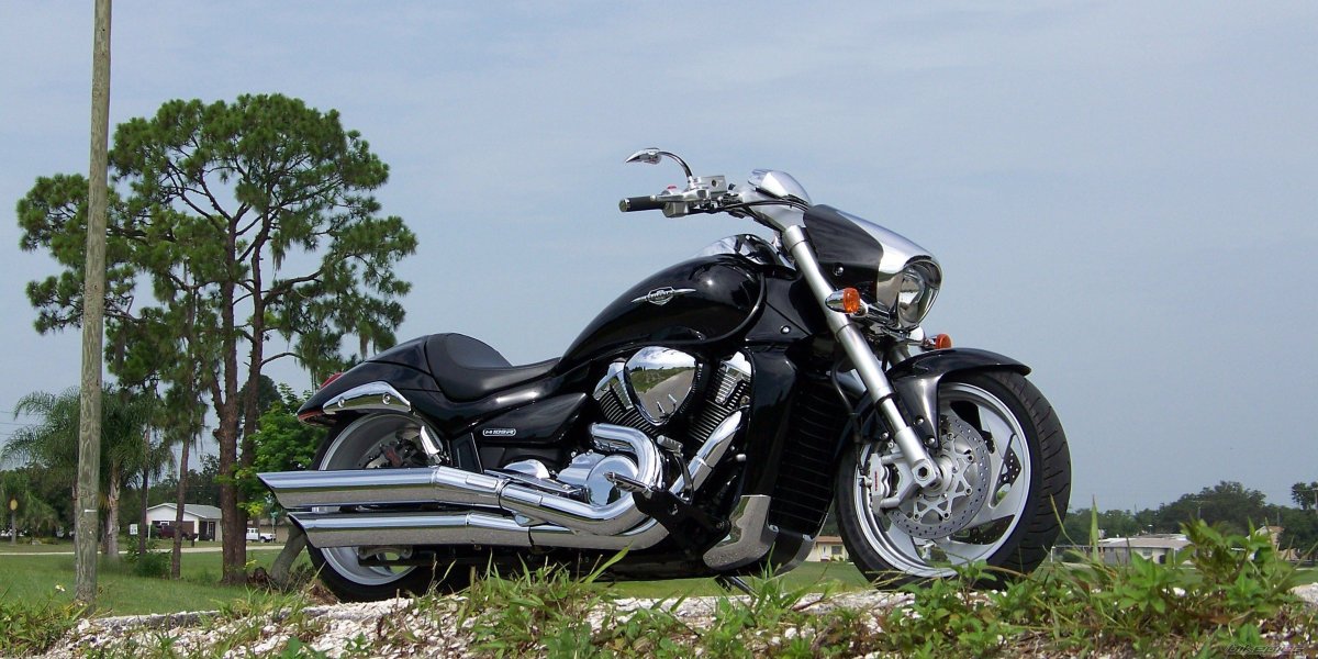 Suzuki Boulevard m109r белый