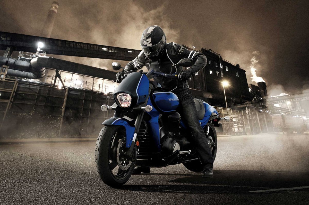 Suzuki Boulevard m109