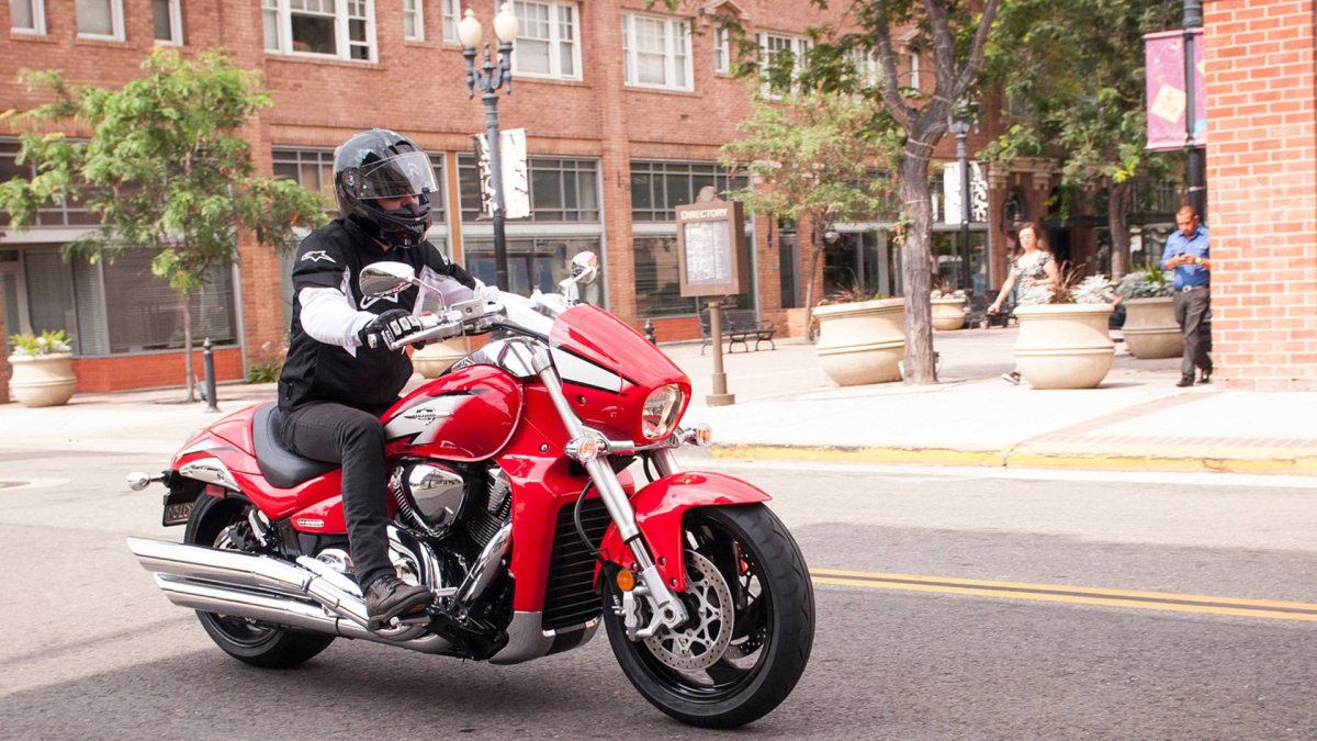 Suzuki Boulevard m109r с Райдером