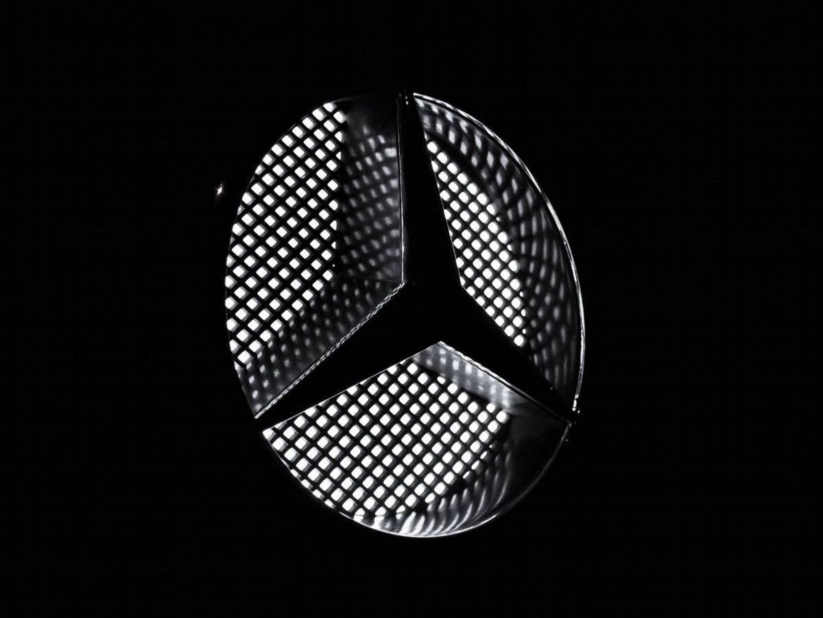 Mercedes Benz the best or nothing логотип